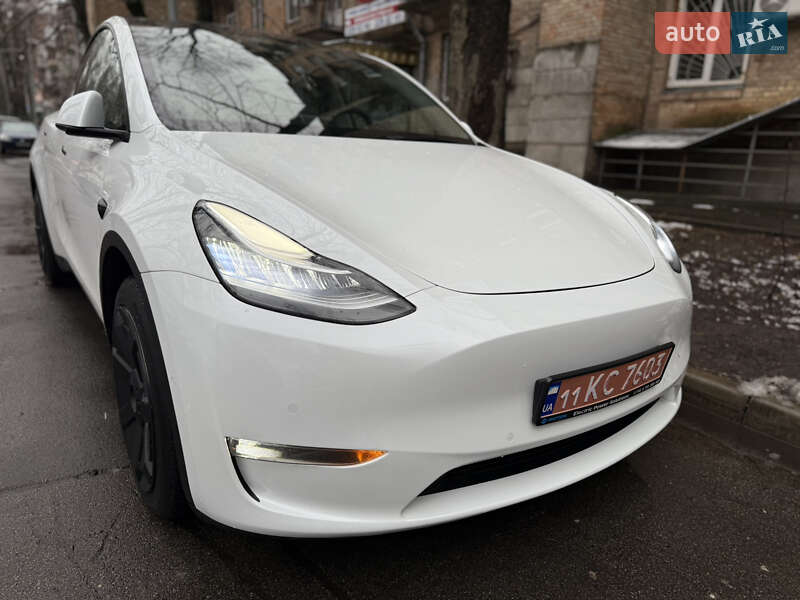 Внедорожник / Кроссовер Tesla Model Y 2022 в Киеве