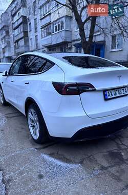 Позашляховик / Кросовер Tesla Model Y 2021 в Харкові