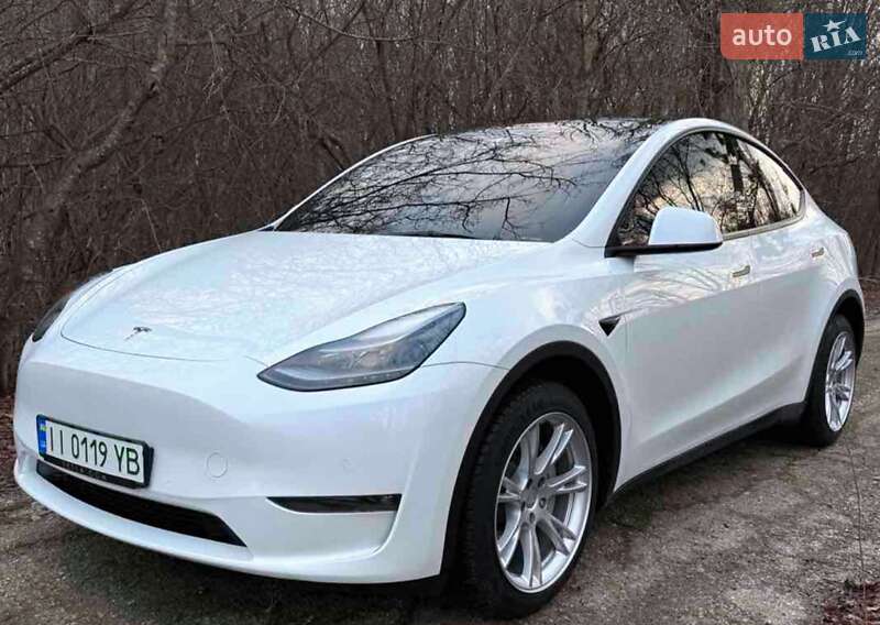 Внедорожник / Кроссовер Tesla Model Y 2022 в Полтаве