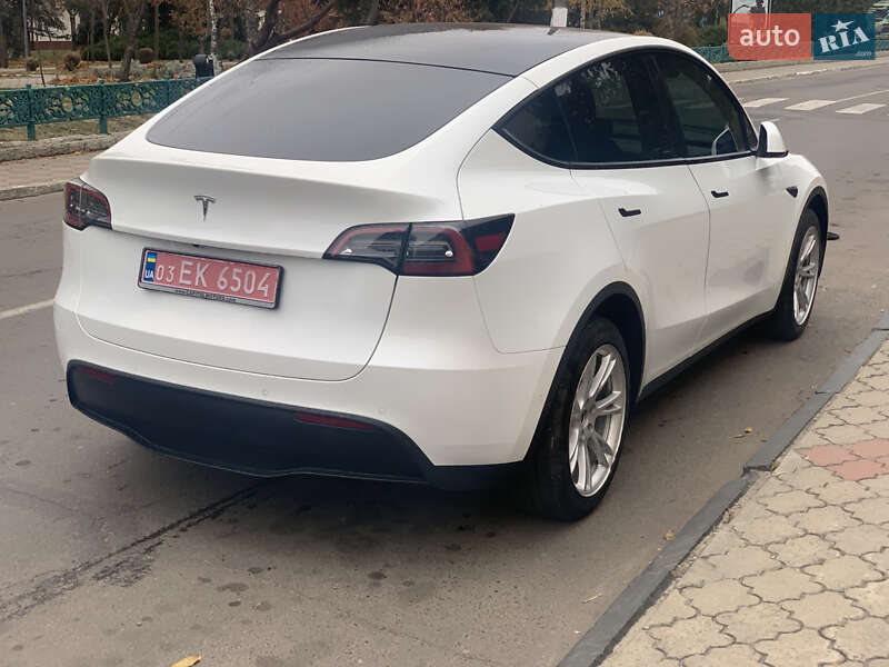 Tesla Model Y 2022 Tesla Model Y 2022