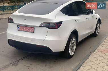 Внедорожник / Кроссовер Tesla Model Y 2022 в 