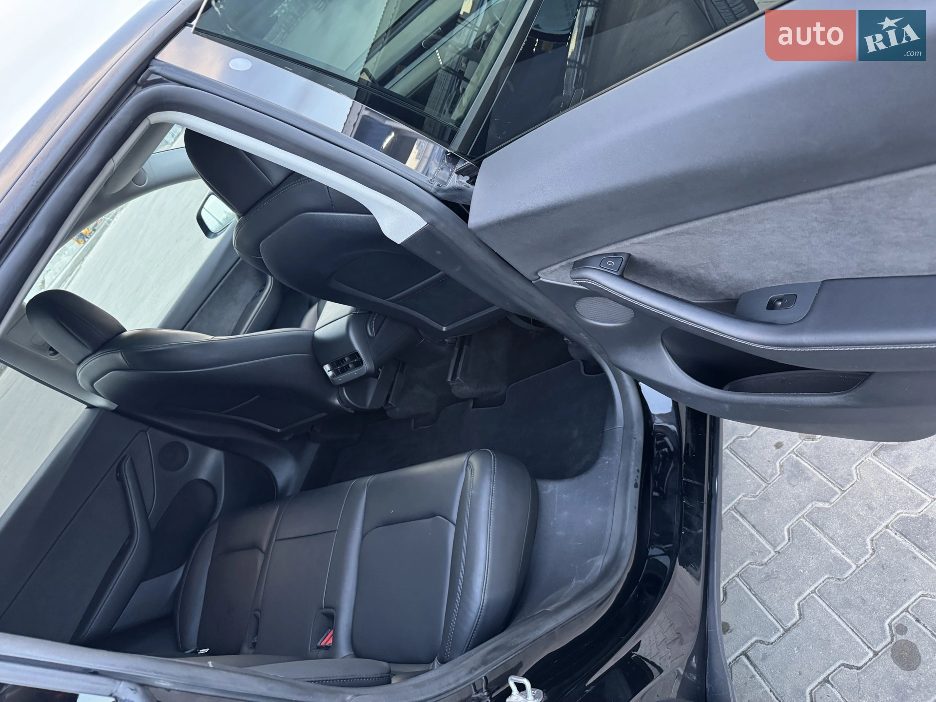 2022 Tesla Model Y - мініатюра 10