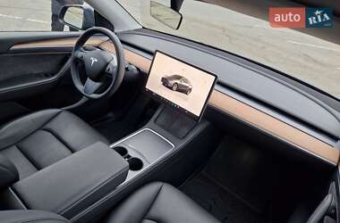 Внедорожник / Кроссовер Tesla Model Y 2023 в 