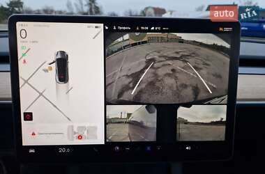 Внедорожник / Кроссовер Tesla Model Y 2023 в 