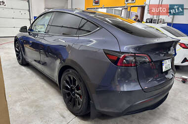 Внедорожник / Кроссовер Tesla Model Y 2023 в Киеве