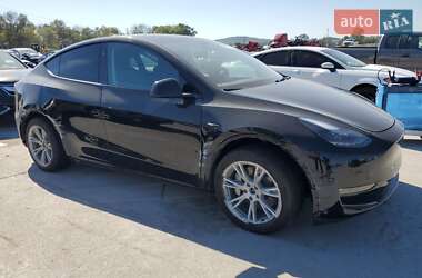 Внедорожник / Кроссовер Tesla Model Y 2024 в 