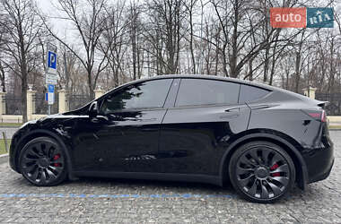 Позашляховик / Кросовер Tesla Model Y 2023 в Дніпрі