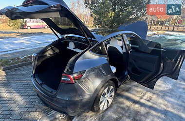 Внедорожник / Кроссовер Tesla Model Y 2024 в 