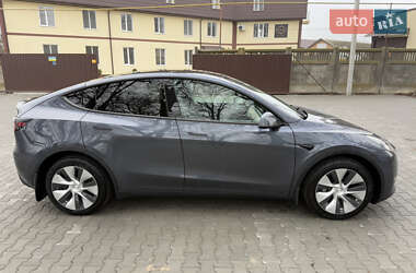 Внедорожник / Кроссовер Tesla Model Y 2023 в 