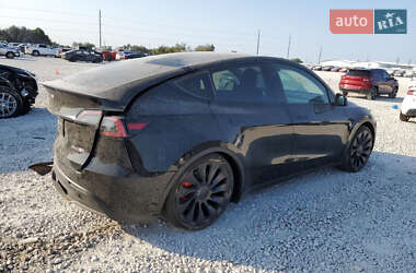 Позашляховик / Кросовер Tesla Model Y 2024 в Києві