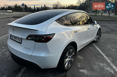 Внедорожник / Кроссовер Tesla Model Y 2021 в 