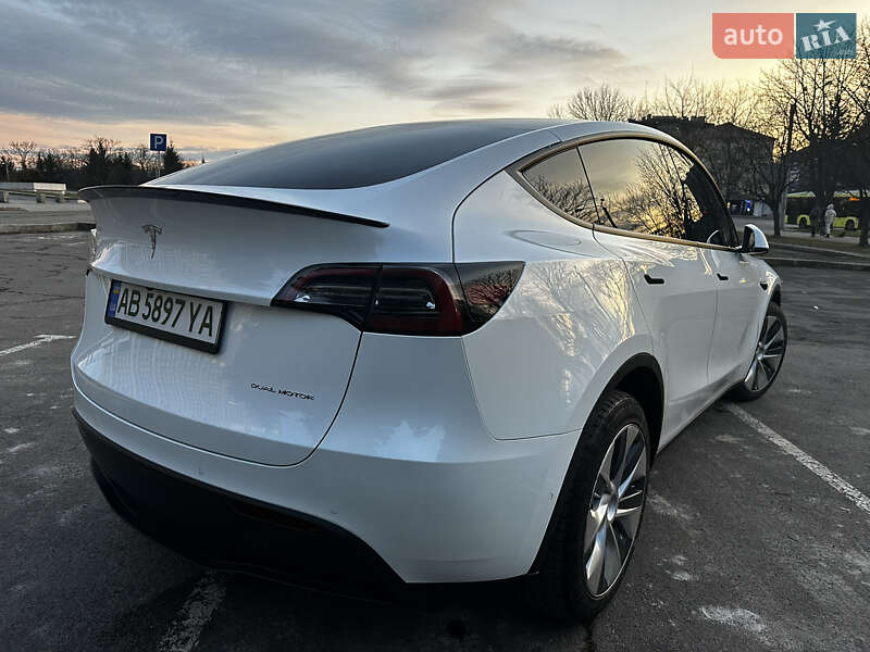 Позашляховик / Кросовер Tesla Model Y 2021 в Львові