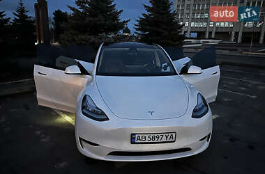 Внедорожник / Кроссовер Tesla Model Y 2021 в 