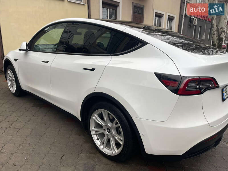 Внедорожник / Кроссовер Tesla Model Y 2021 в Николаеве