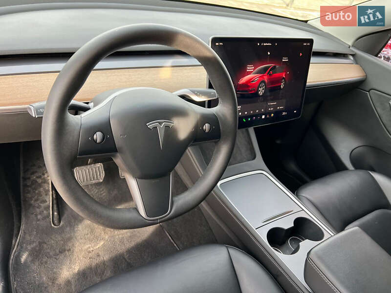 Внедорожник / Кроссовер Tesla Model Y 2022 в Луцке