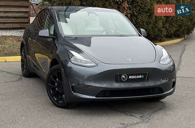 Внедорожник / Кроссовер Tesla Model Y 2023 в Киеве