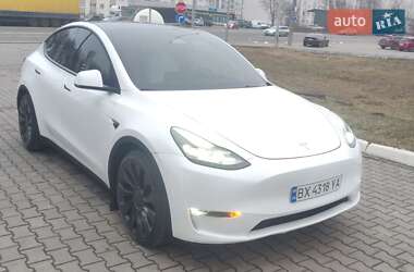 Внедорожник / Кроссовер Tesla Model Y 2023 в 
