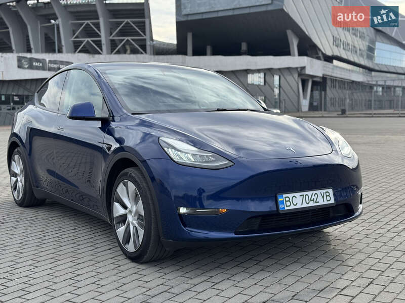 Внедорожник / Кроссовер Tesla Model Y 2020 в Львове