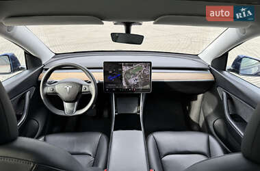 Внедорожник / Кроссовер Tesla Model Y 2020 в 