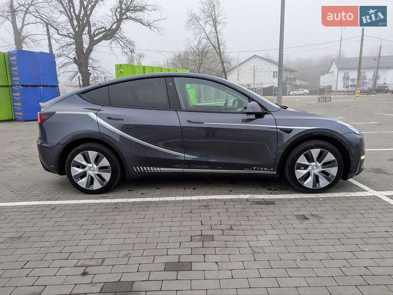 Внедорожник / Кроссовер Tesla Model Y 2022 в Умани
