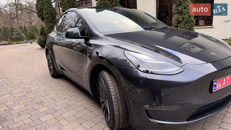 Внедорожник / Кроссовер Tesla Model Y 2024 в Тернополе