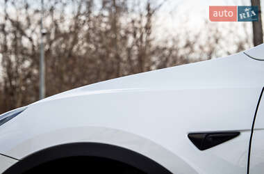 Внедорожник / Кроссовер Tesla Model Y 2022 в 