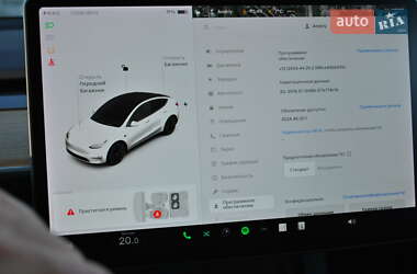 Позашляховик / Кросовер Tesla Model Y 2021 в 