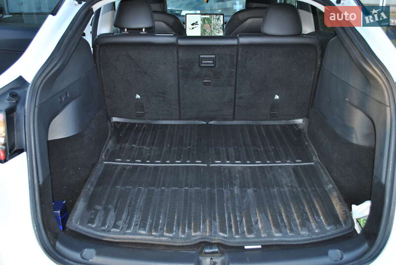 Внедорожник / Кроссовер Tesla Model Y 2021 в Тернополе фото 26 Внедорожник / Кроссовер Tesla Model Y 2021 в Тернополе