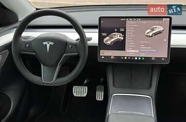 Внедорожник / Кроссовер Tesla Model Y 2022 в Киеве