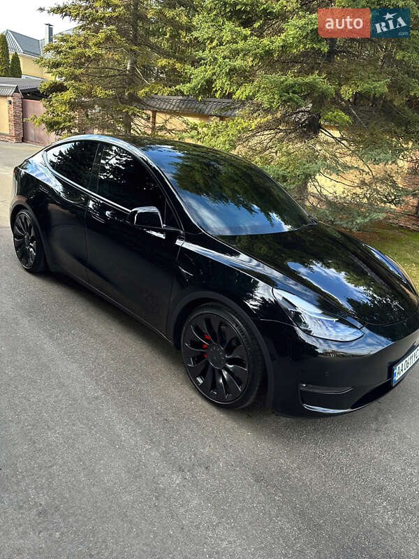 Внедорожник / Кроссовер Tesla Model Y 2022 в Киеве