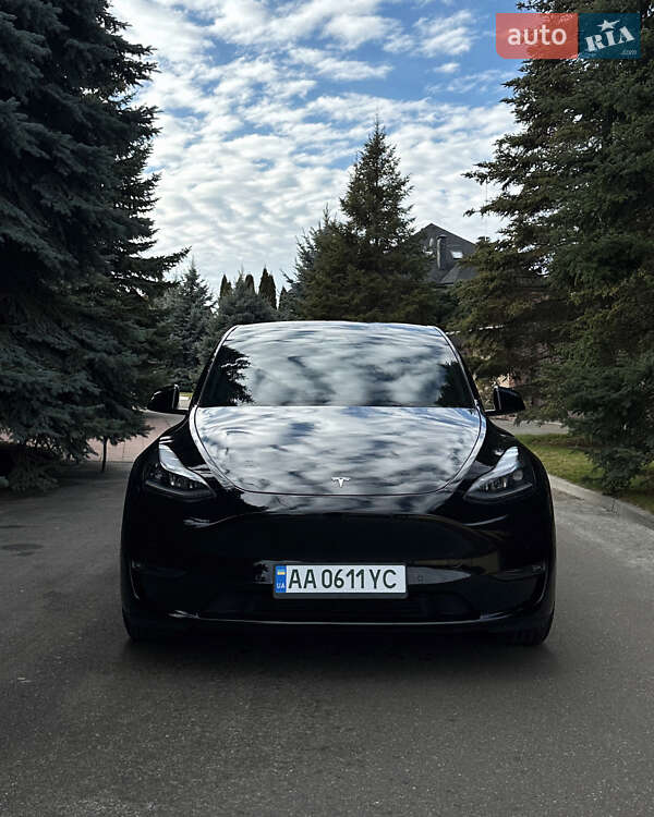Внедорожник / Кроссовер Tesla Model Y 2022 в Киеве