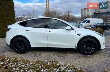 Позашляховик / Кросовер Tesla Model Y 2021 в Львові