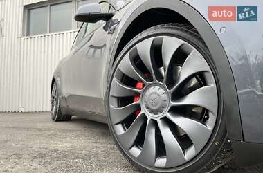 Внедорожник / Кроссовер Tesla Model Y 2022 в 
