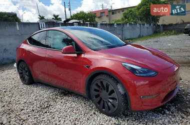 Внедорожник / Кроссовер Tesla Model Y 2021 в Киеве