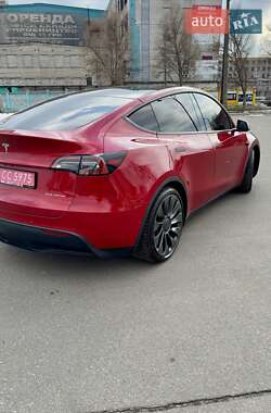 Внедорожник / Кроссовер Tesla Model Y 2021 в Киеве