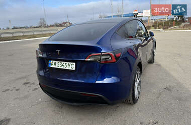 Внедорожник / Кроссовер Tesla Model Y 2023 в 