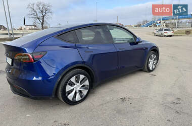 Внедорожник / Кроссовер Tesla Model Y 2023 в 