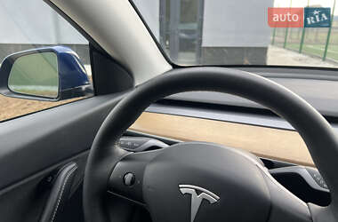 Позашляховик / Кросовер Tesla Model Y 2022 в Ужгороді