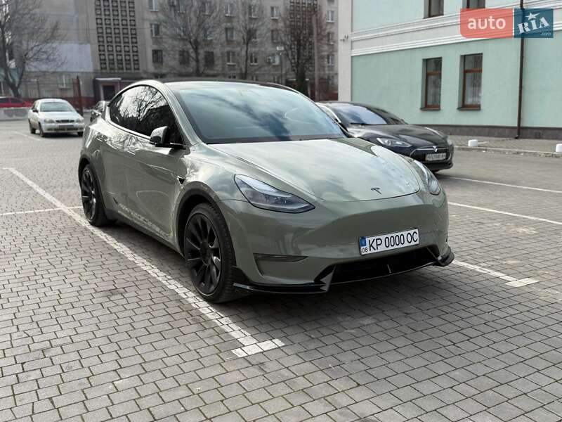 Внедорожник / Кроссовер Tesla Model Y 2020 в Днепре