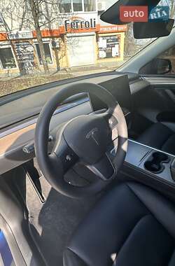 Внедорожник / Кроссовер Tesla Model Y 2023 в 
