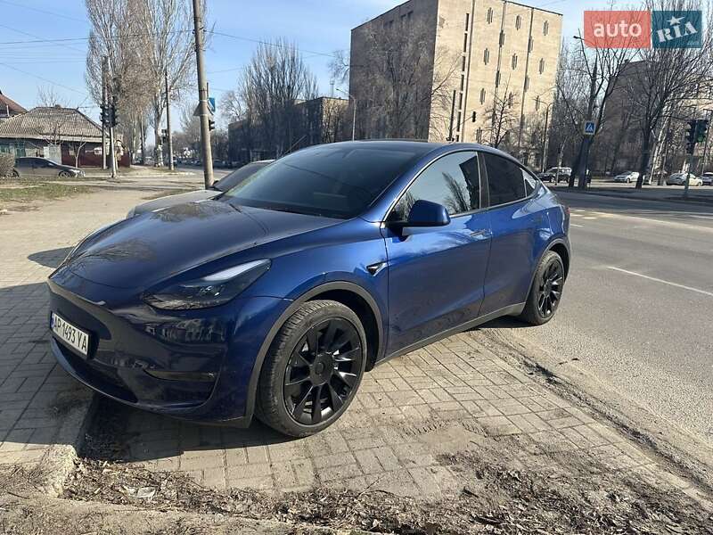 Внедорожник / Кроссовер Tesla Model Y 2023 в Николаеве
