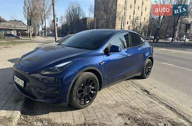 Внедорожник / Кроссовер Tesla Model Y 2023 в 
