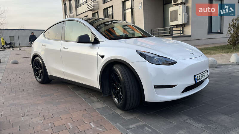 Внедорожник / Кроссовер Tesla Model Y 2021 в Киеве фото 6 Внедорожник / Кроссовер Tesla Model Y 2021 в Киеве