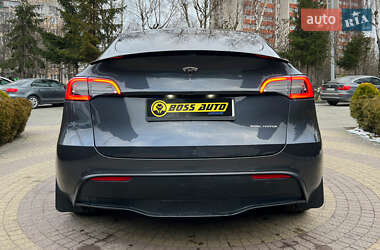 Позашляховик / Кросовер Tesla Model Y 2021 в 