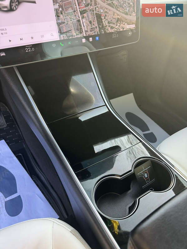Внедорожник / Кроссовер Tesla Model Y 2021 в Одессе фото 27 Внедорожник / Кроссовер Tesla Model Y 2021 в Одессе