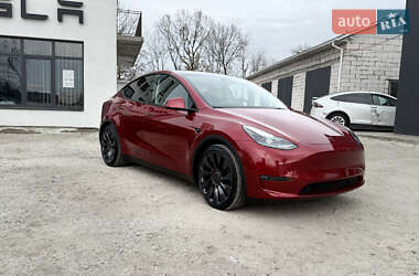 Внедорожник / Кроссовер Tesla Model Y 2024 в 