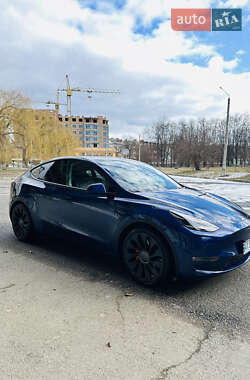 Внедорожник / Кроссовер Tesla Model Y 2022 в Ивано-Франковске