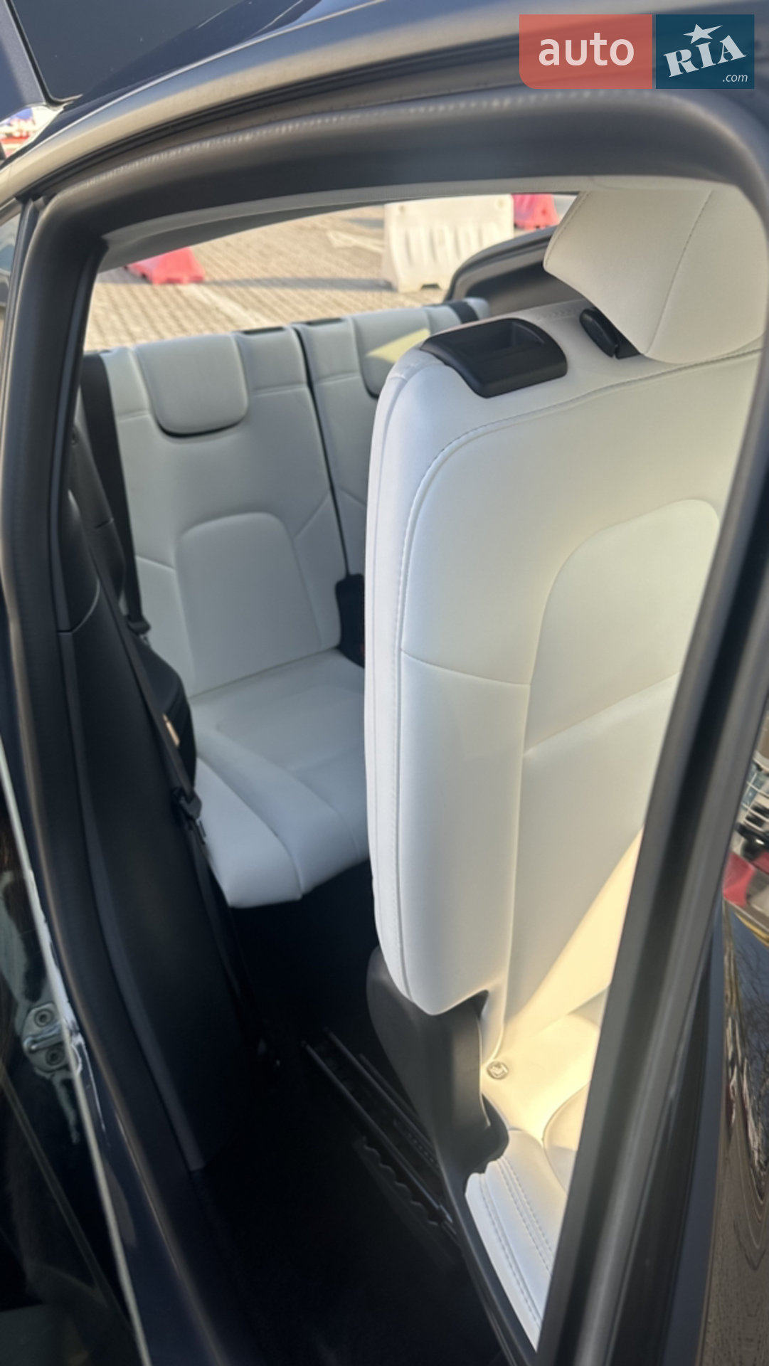2023 Tesla Model Y - мініатюра 18