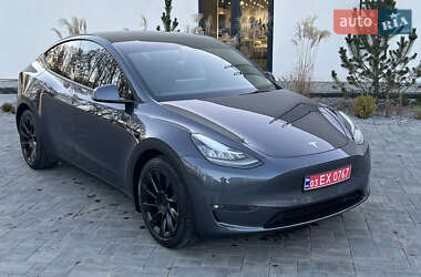 Внедорожник / Кроссовер Tesla Model Y 2021 в Луцке