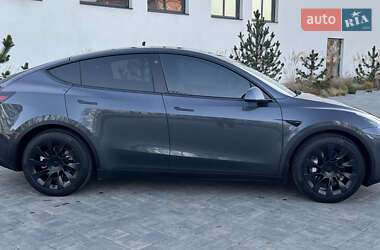 Внедорожник / Кроссовер Tesla Model Y 2021 в Луцке